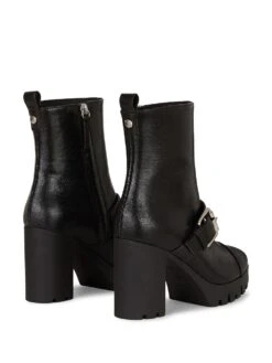 Femme Giuseppe Zanotti Bottes à Détails De Boucles 8 Femme Giuseppe Zanotti Bottes à Détails De Boucles -Salvatore Ferragauio Magasin 15878245 29261558 1000