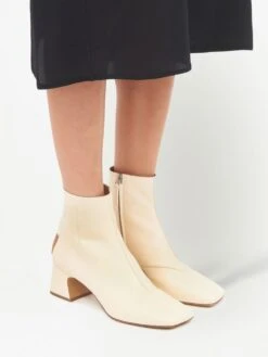 Femme Maison Margiela Bottes à Bout Carré 13 Femme Maison Margiela Bottes à Bout Carré -Salvatore Ferragauio Magasin 18885179 42424082 1000