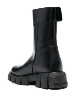 Femme Love Moschino Bottes En Cuir à Plaque Logo -Salvatore Ferragauio Magasin 19156133 42005793 1000